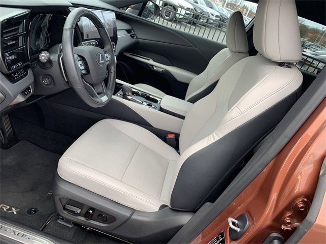 Used 2024 Lexus RX 350h image 18