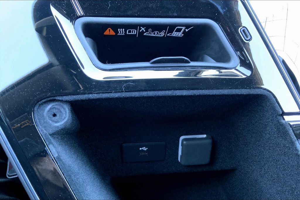 New 2026 Cadillac Lyriq Luxury image 26