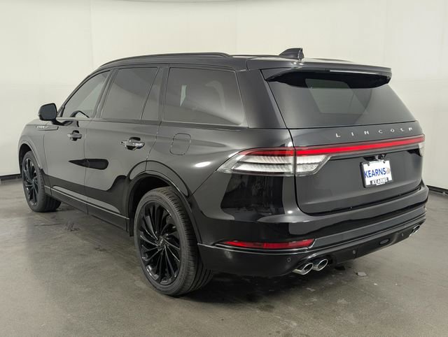 Used 2025 Lincoln Aviator Reserve w/ Equipment Group 201A image 6