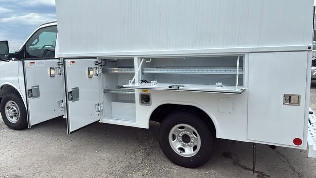 New 2025 Chevrolet Express 3500 w/ Power Convenience Package RWD image 7
