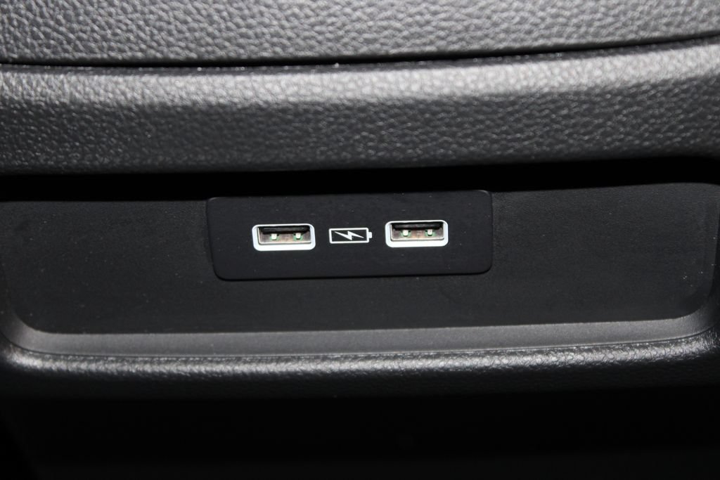 Used 2023 Honda Pilot LX image 31