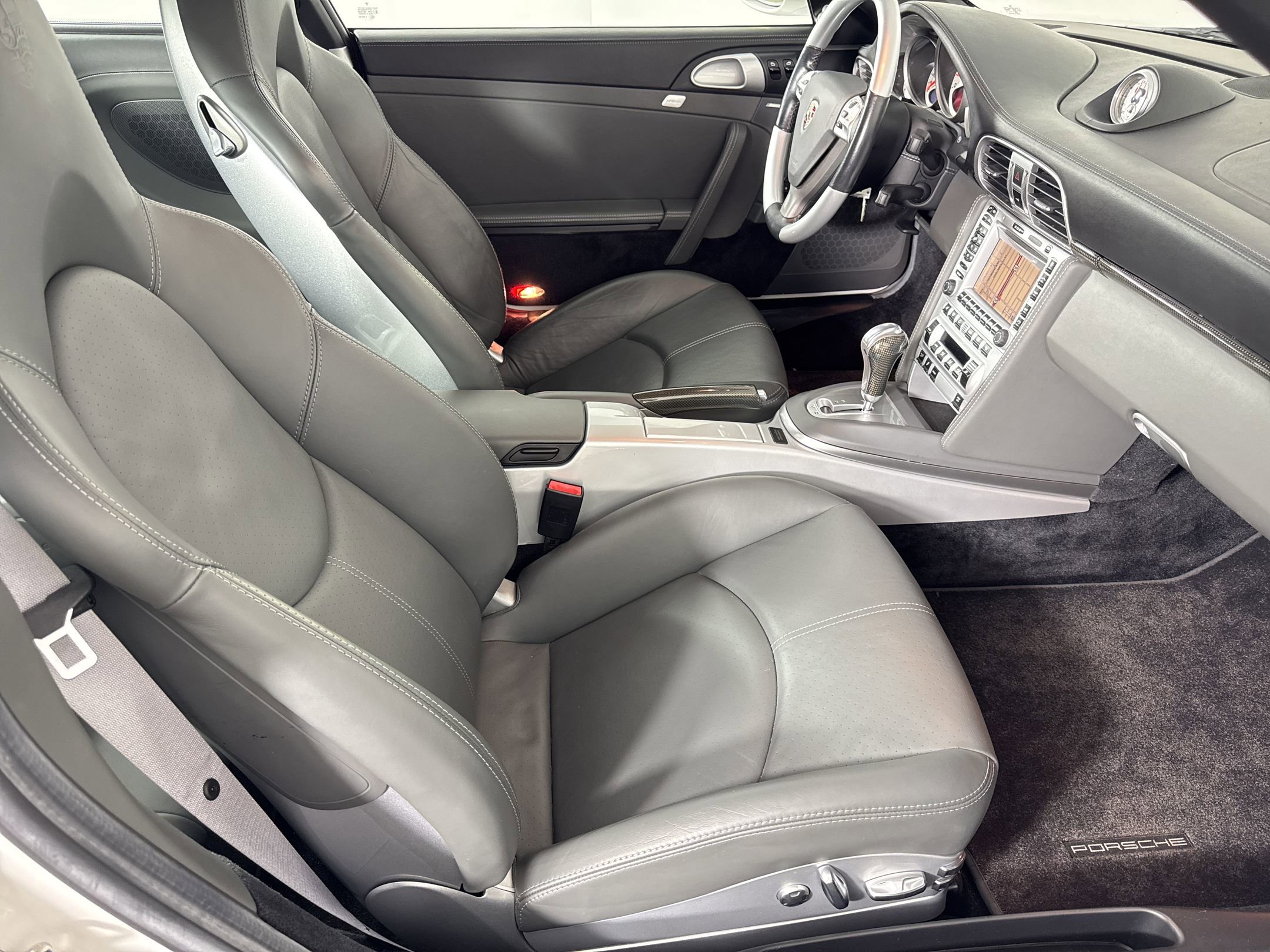 Used 2007 Porsche 911 Turbo AWD/4WD image 30