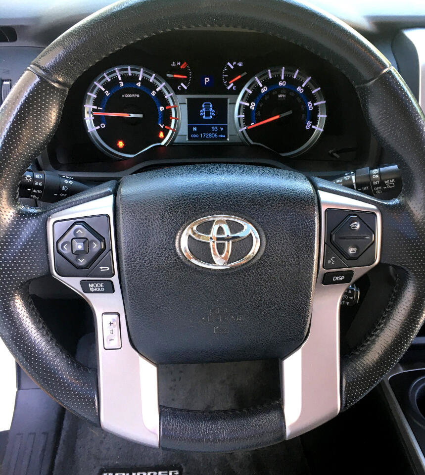 Used 2016 Toyota 4Runner Limited image 23