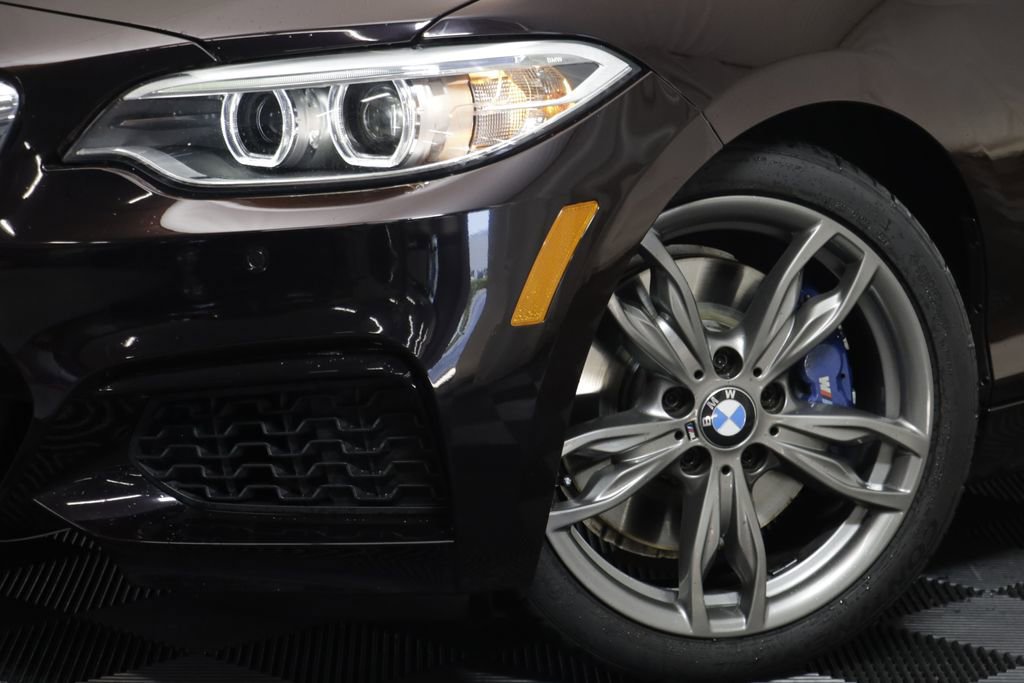 Used 2015 BMW M235i xDrive Coupe image 3