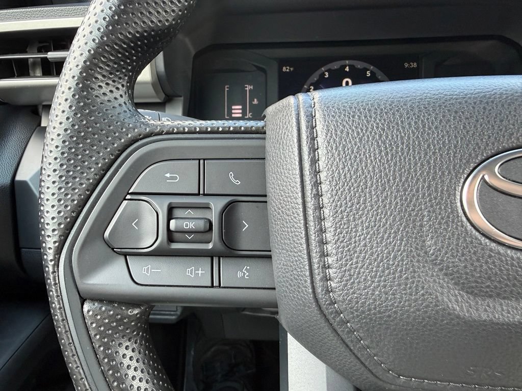 Certified 2025 Toyota Tacoma SR AWD/4WD image 17