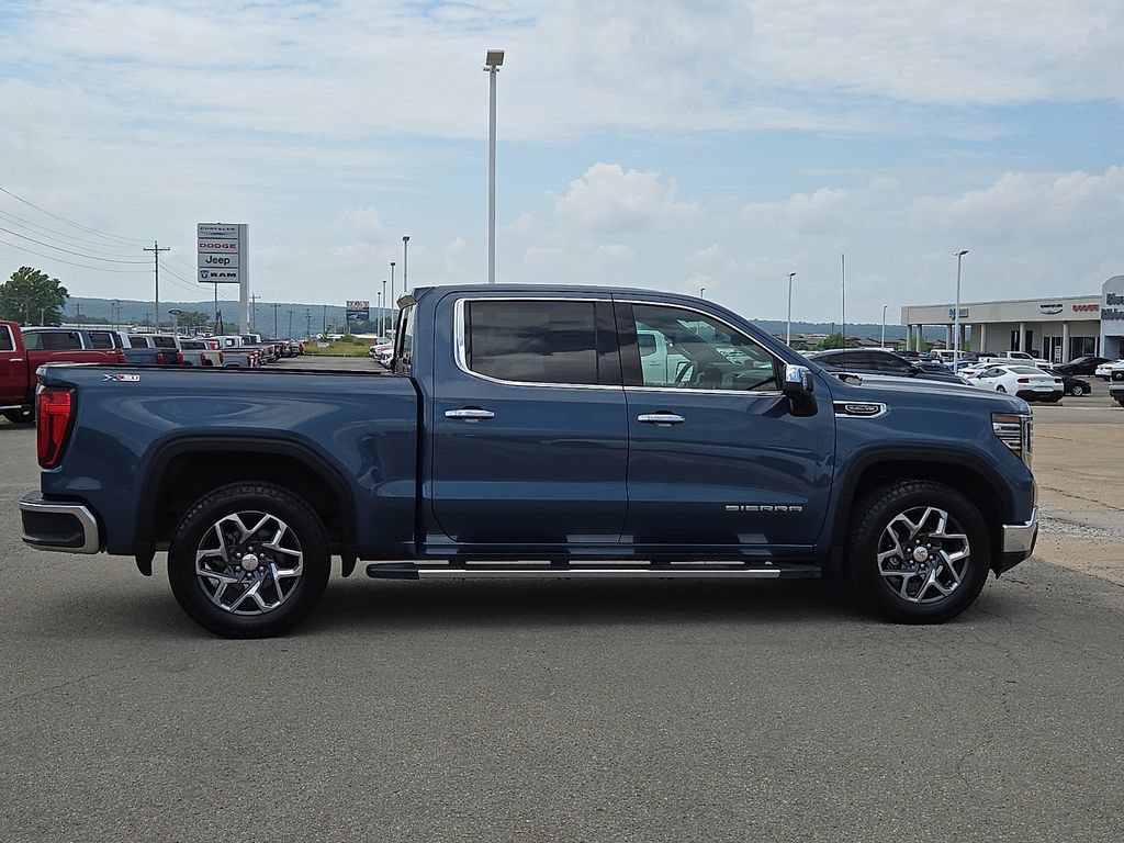 Used 2024 GMC Sierra 1500 SLT w/ SLT Premium Plus Package AWD/4WD image 6