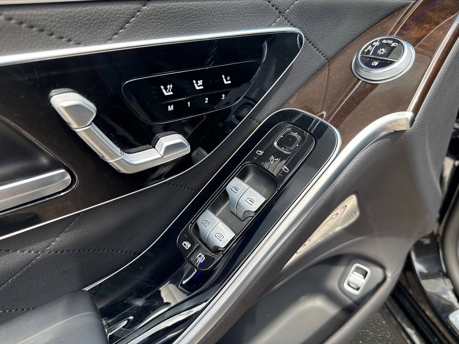 Certified 2023 Mercedes-Benz S 580 4MATIC Sedan image 19