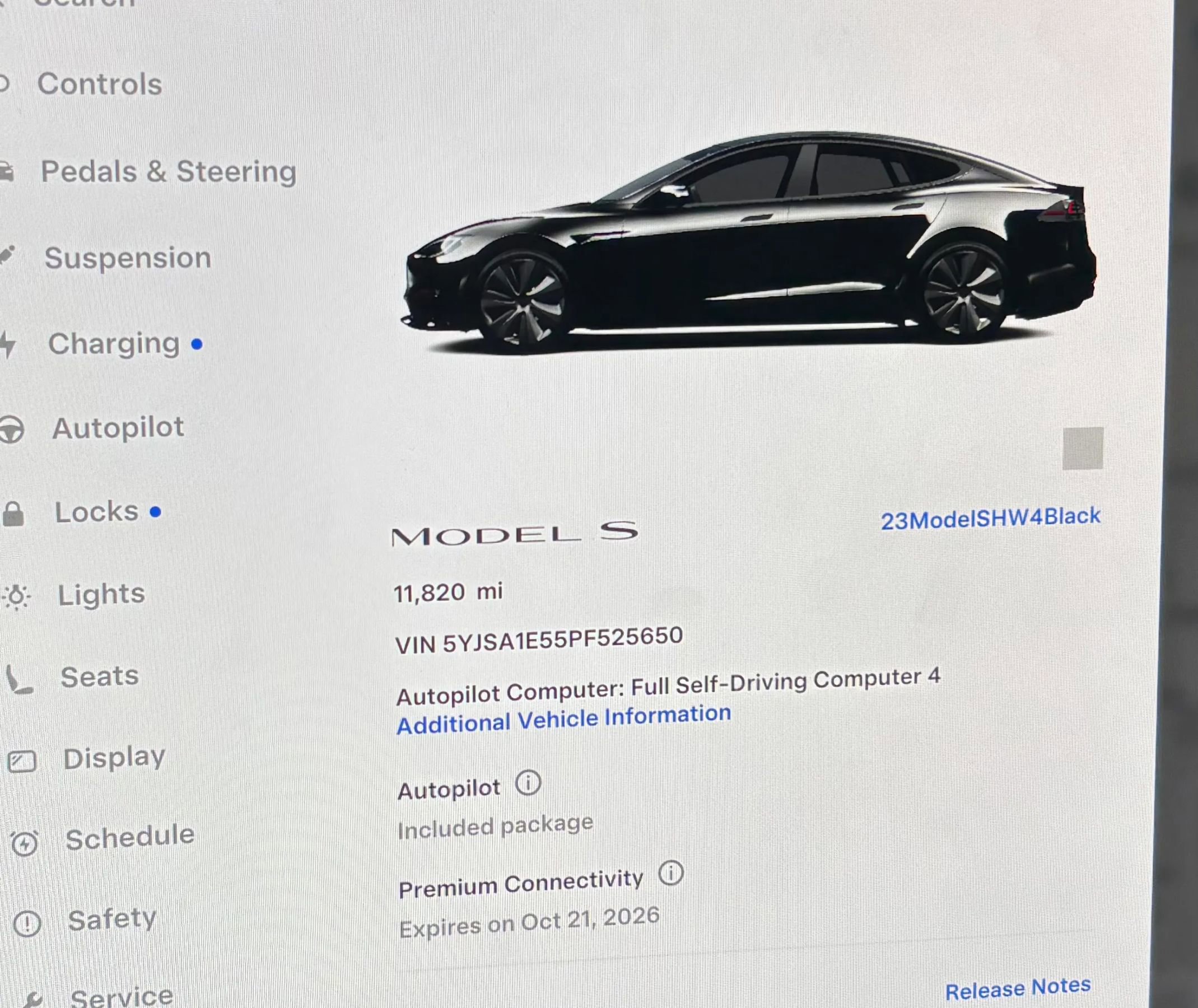 Used 2023 Tesla Model S Standard Range image 10