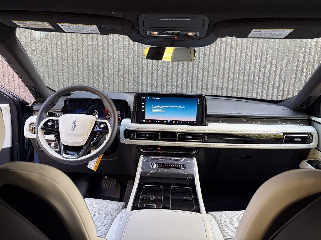 New 2026 Lincoln Aviator Black Label w/ Dynamic Handling Package AWD/4WD image 57