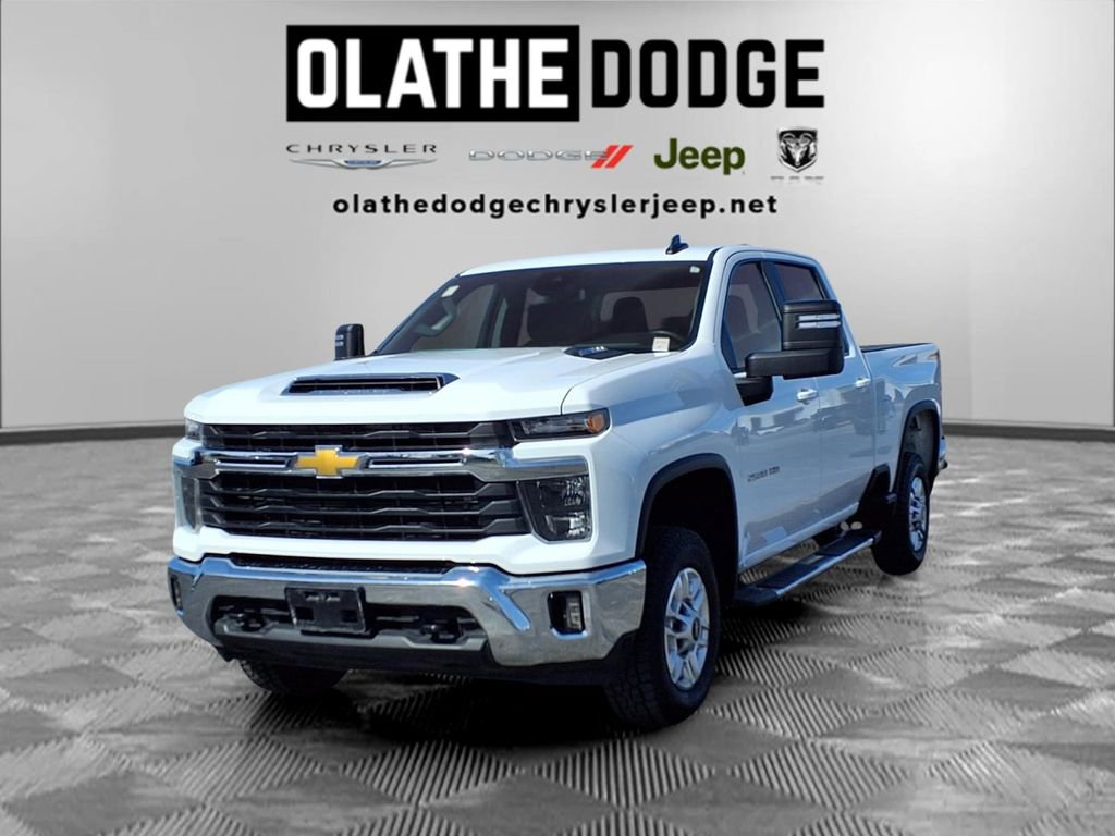 Used 2025 Chevrolet Silverado 2500 LT w/ Convenience Package image 1