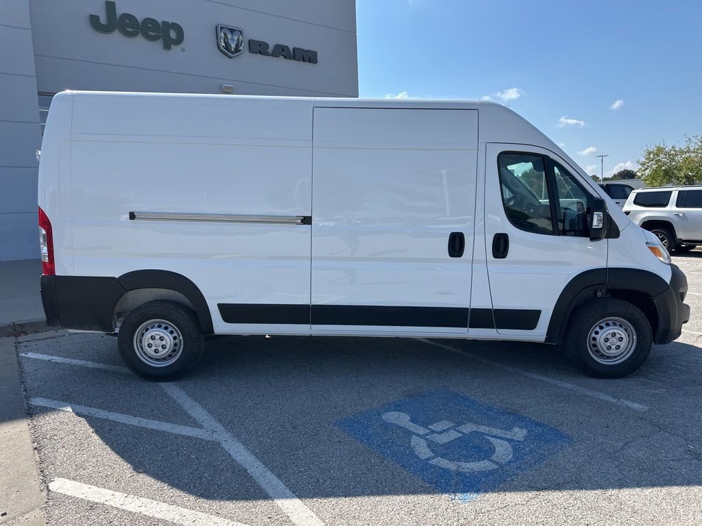 New 2026 RAM ProMaster 2500 w/ Convenience Group image 35