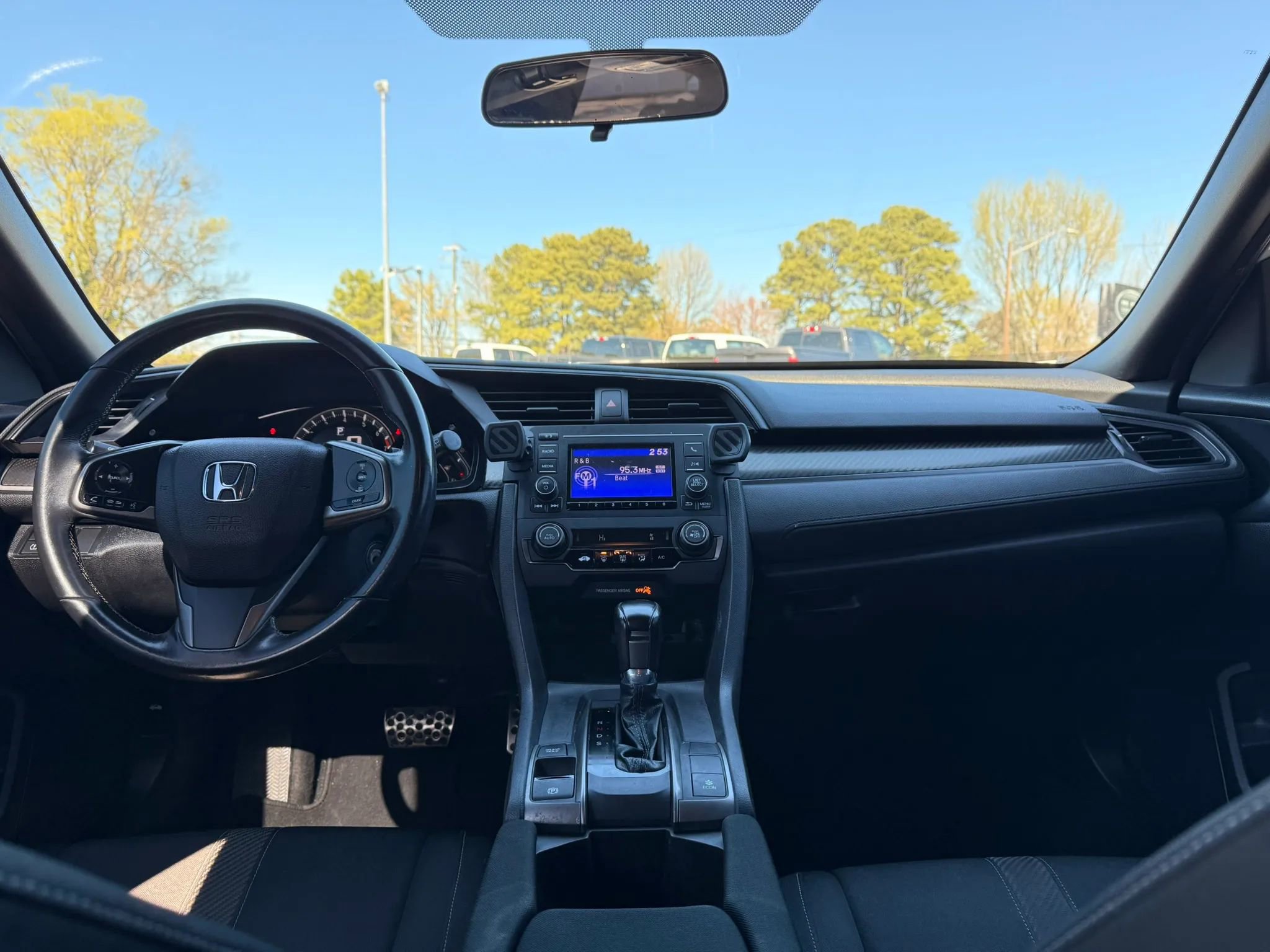 Used 2018 Honda Civic Sport image 17