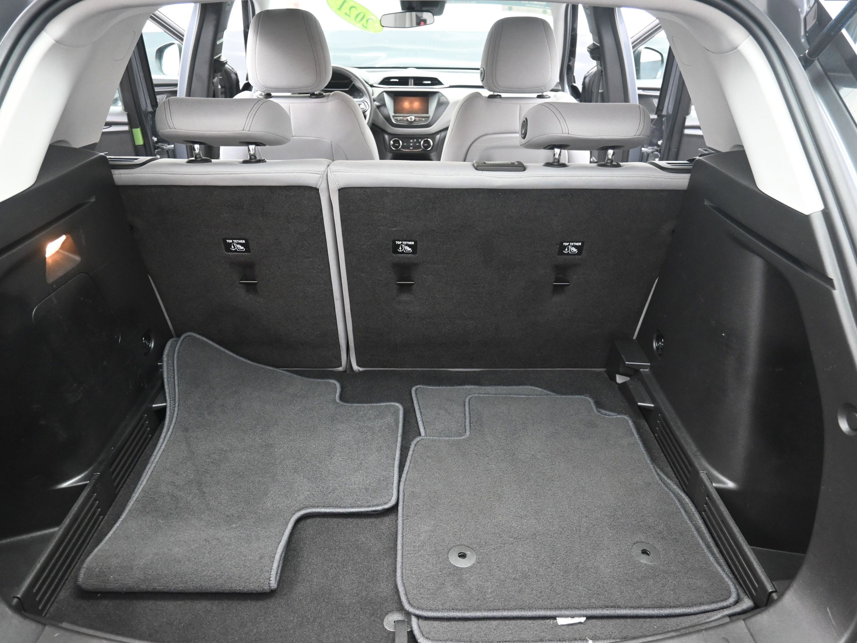 Used 2021 Chevrolet TrailBlazer LS FWD image 25