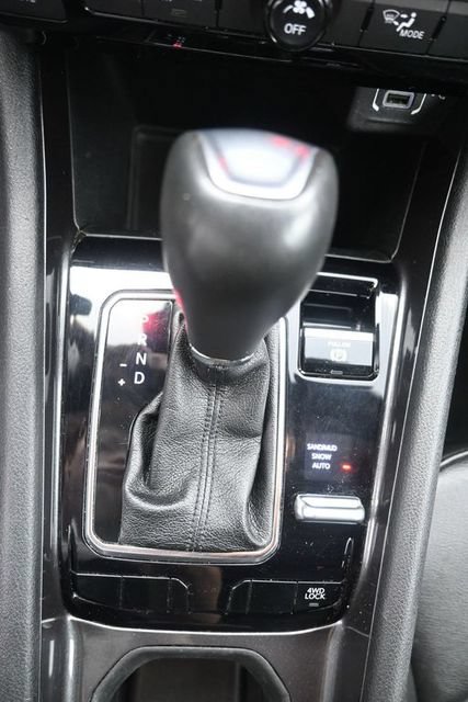 Used 2024 Jeep Compass Latitude AWD/4WD image 23