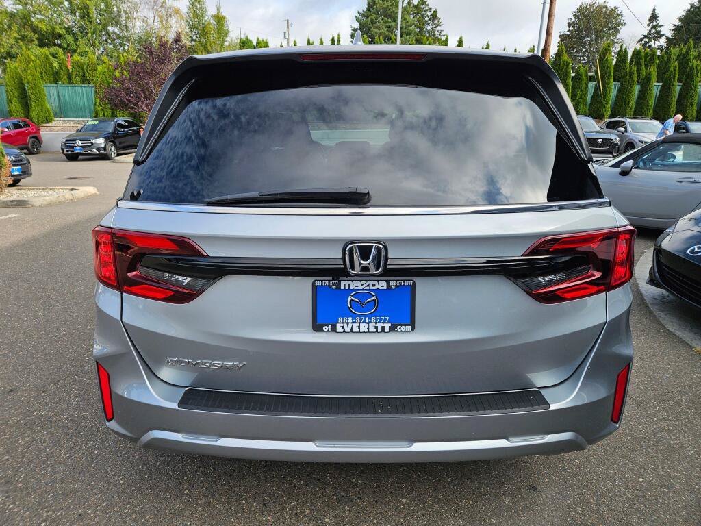 Used 2025 Honda Odyssey EX-L image 4
