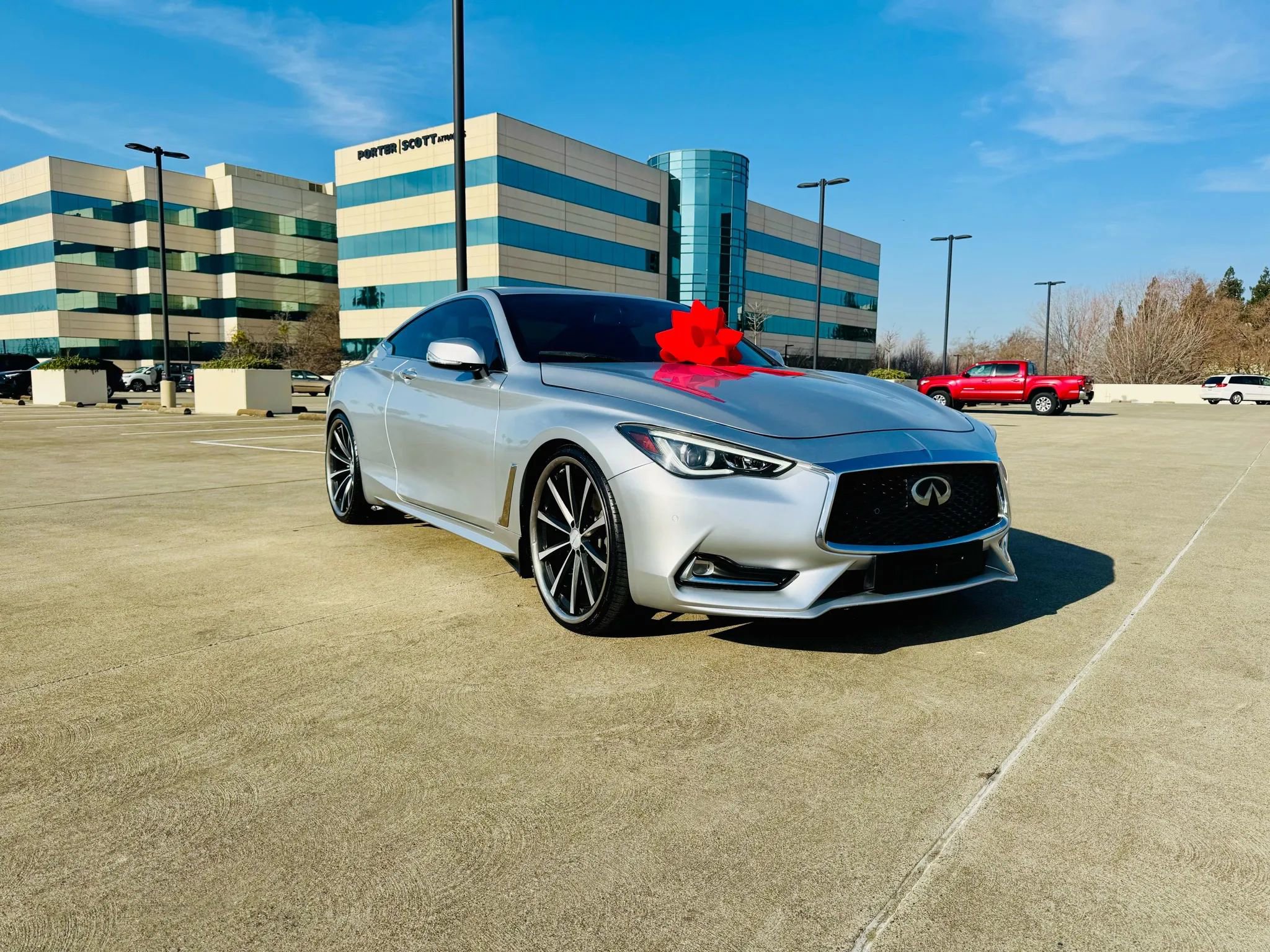 Used 2017 INFINITI Q60 3.0t w/ Premium Plus Package 3.0T image 13