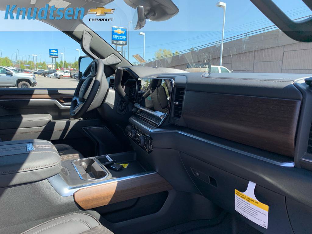 New 2026 Chevrolet Silverado 2500 High Country w/ Technology Package AWD/4WD image 14