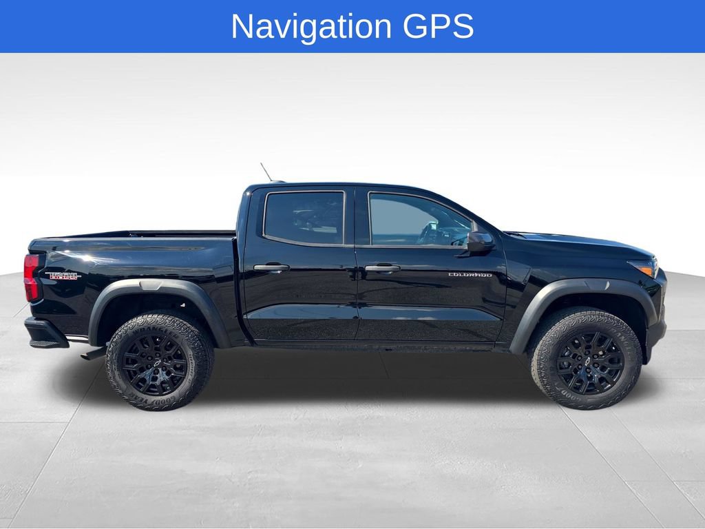 Used 2025 Chevrolet Colorado Trail Boss AWD/4WD image 7