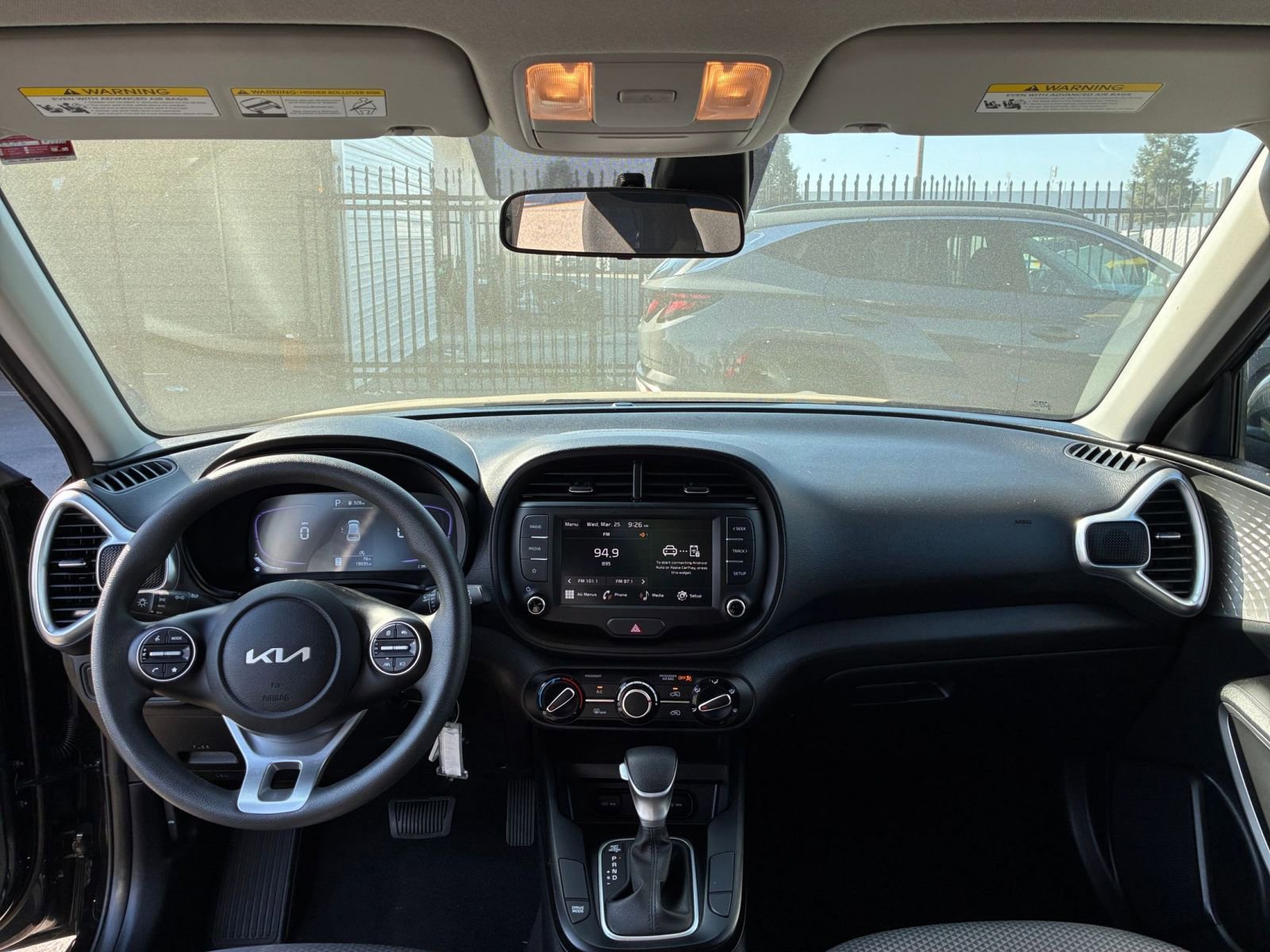 Used 2025 Kia Soul LX w/ LX Technology Package image 31