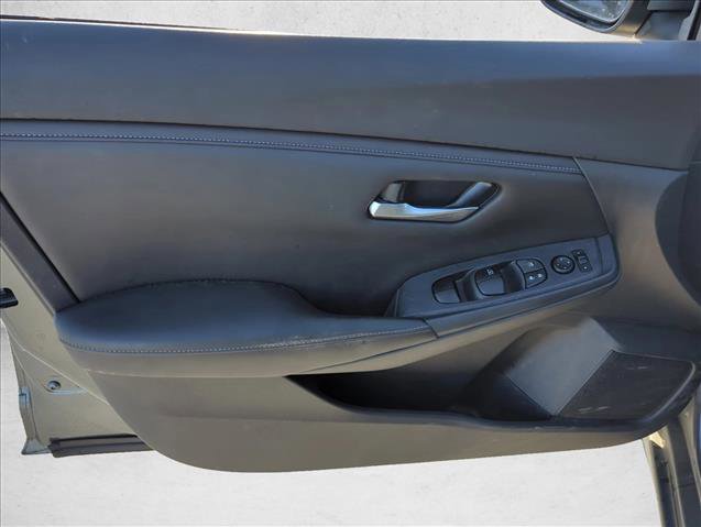 Used 2020 Nissan Sentra S image 8