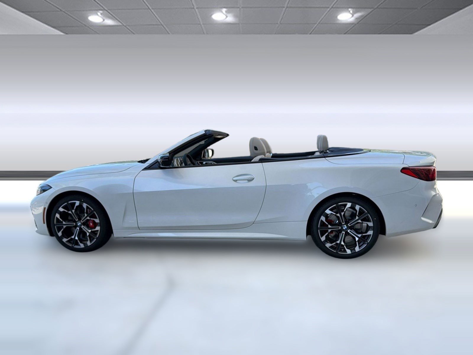 New 2027 BMW 430i Convertible RWD image 2