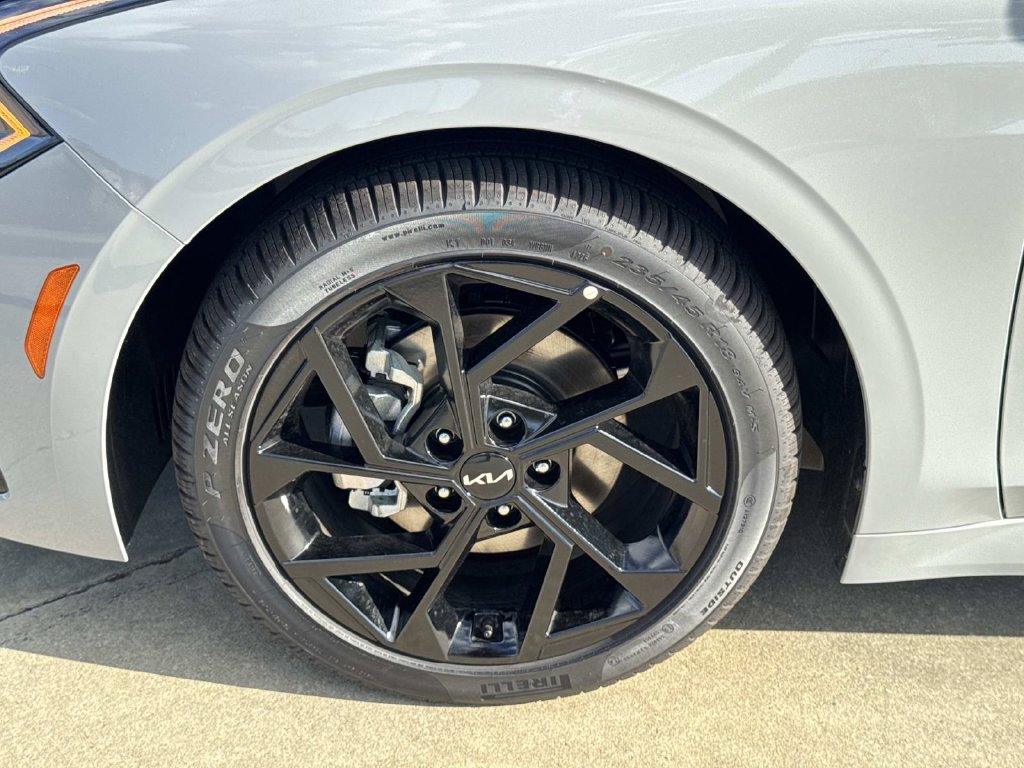 New 2026 Kia K5 GT-Line FWD image 4