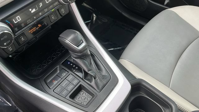 Used 2021 Toyota RAV4 XLE Premium AWD/4WD image 14