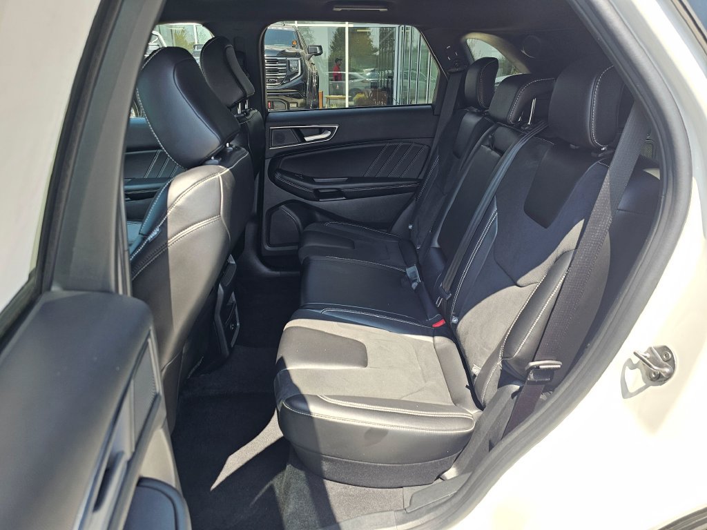 Used 2021 Ford Edge ST AWD/4WD image 17