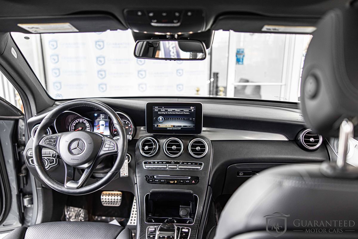Used 2019 Mercedes-Benz GLC 300 4MATIC w/ Multimedia Package image 37