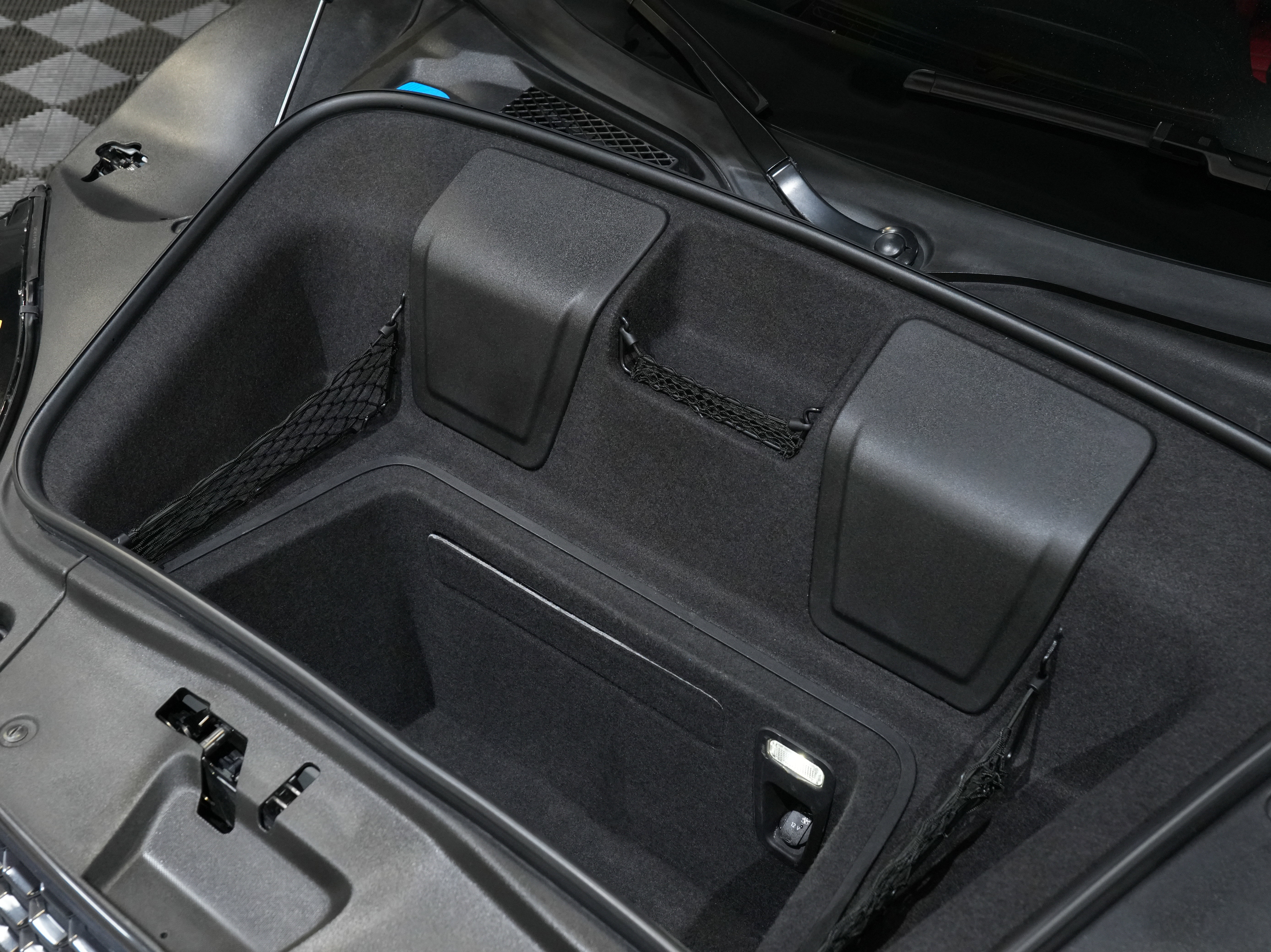 Used 2018 Audi R8 V10 plus image 40