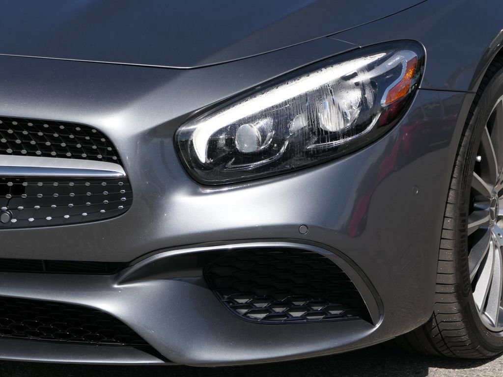 Used 2019 Mercedes-Benz SL 550 image 8
