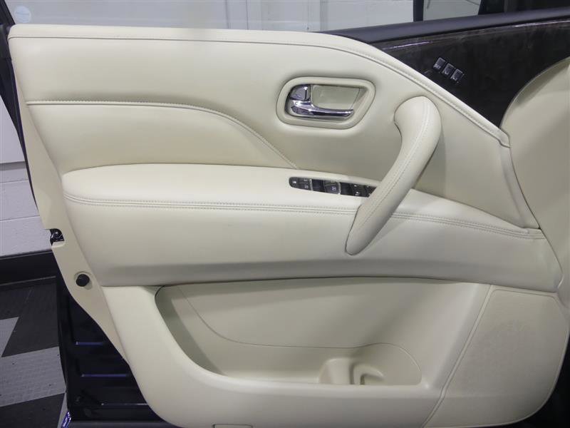Used 2021 INFINITI QX80 Luxe w/ All-Season Package AWD/4WD image 18