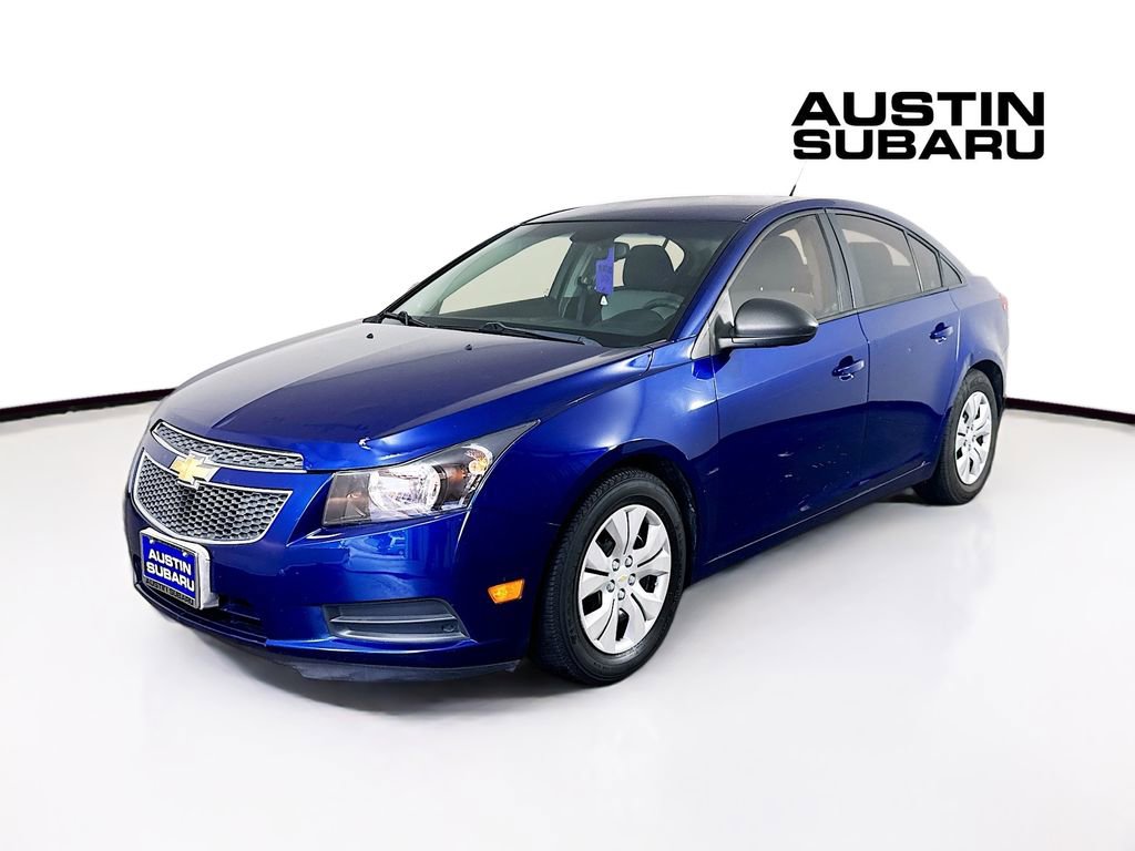 Used 2013 Chevrolet Cruze LS FWD image 3