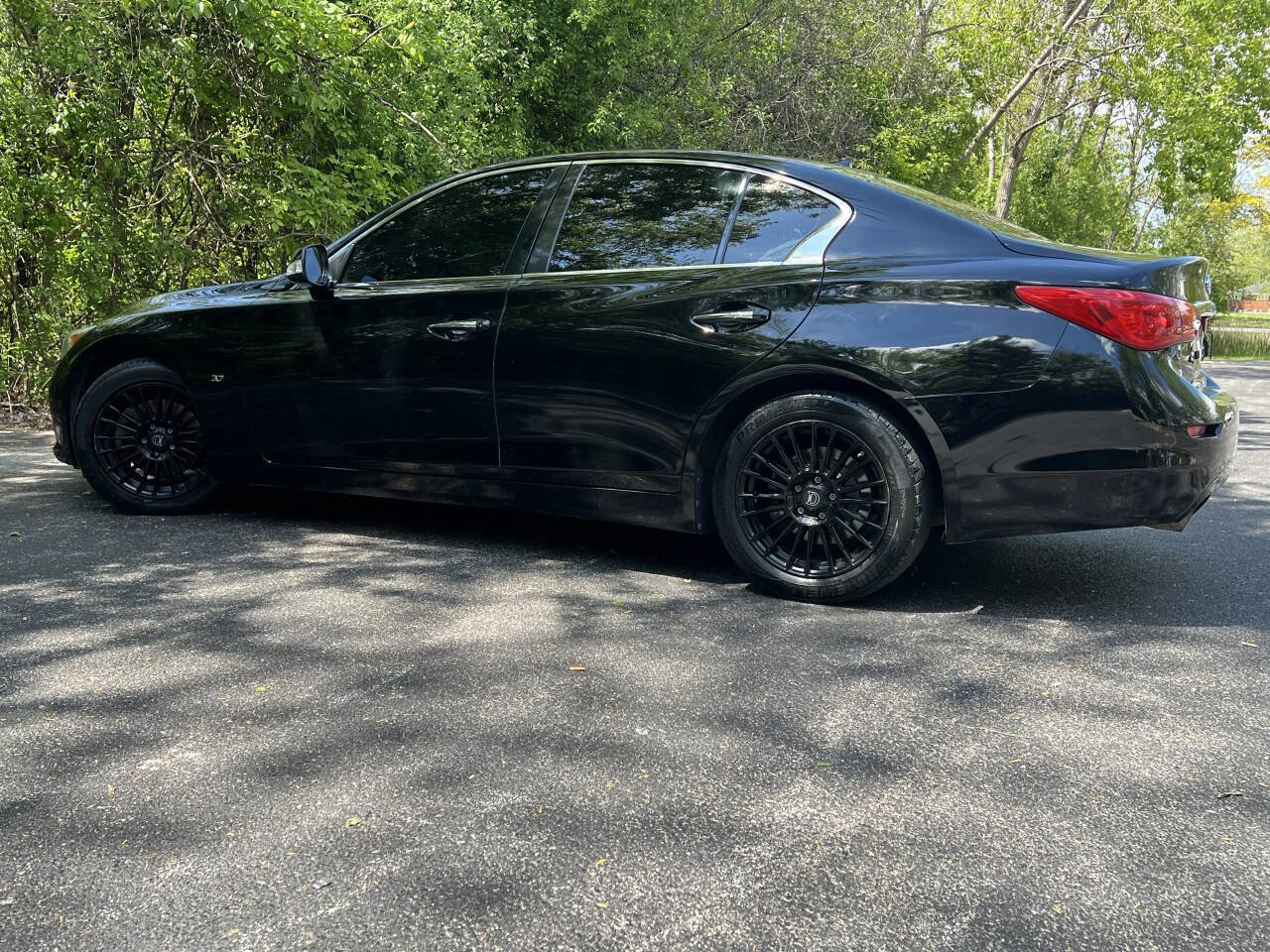 Used 2015 INFINITI Q50 Premium w/ Navigation Package RWD image 18