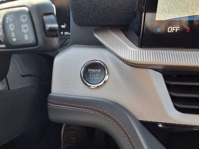 Used 2025 Ford Explorer Active w/ Active Comfort Package RWD image 23