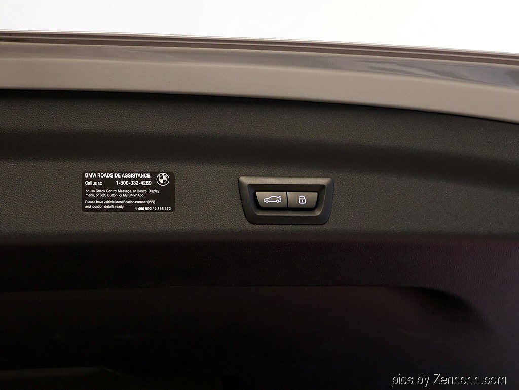 Used 2025 BMW X1 M35i w/ Premium Package image 31