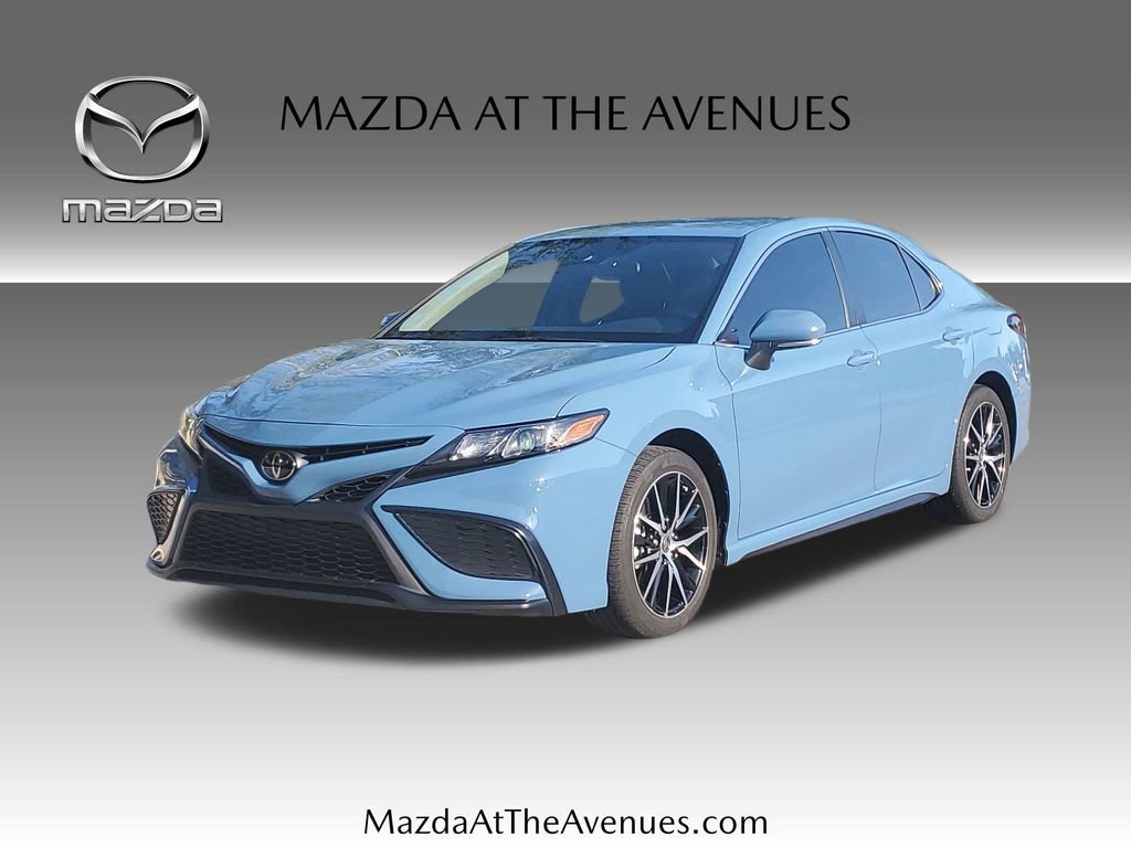 Used 2023 Toyota Camry SE