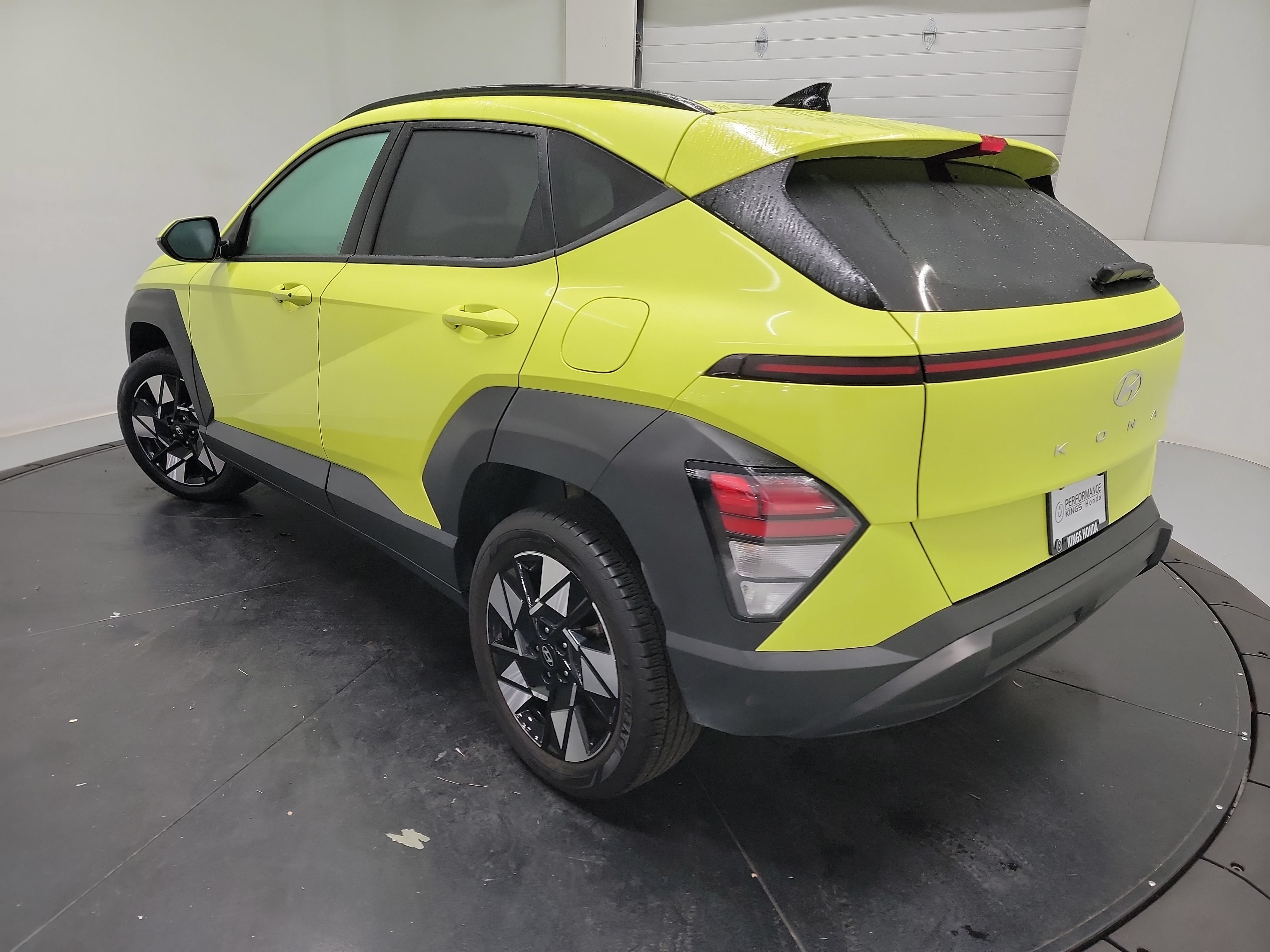Used 2024 Hyundai Kona SEL AWD/4WD image 6