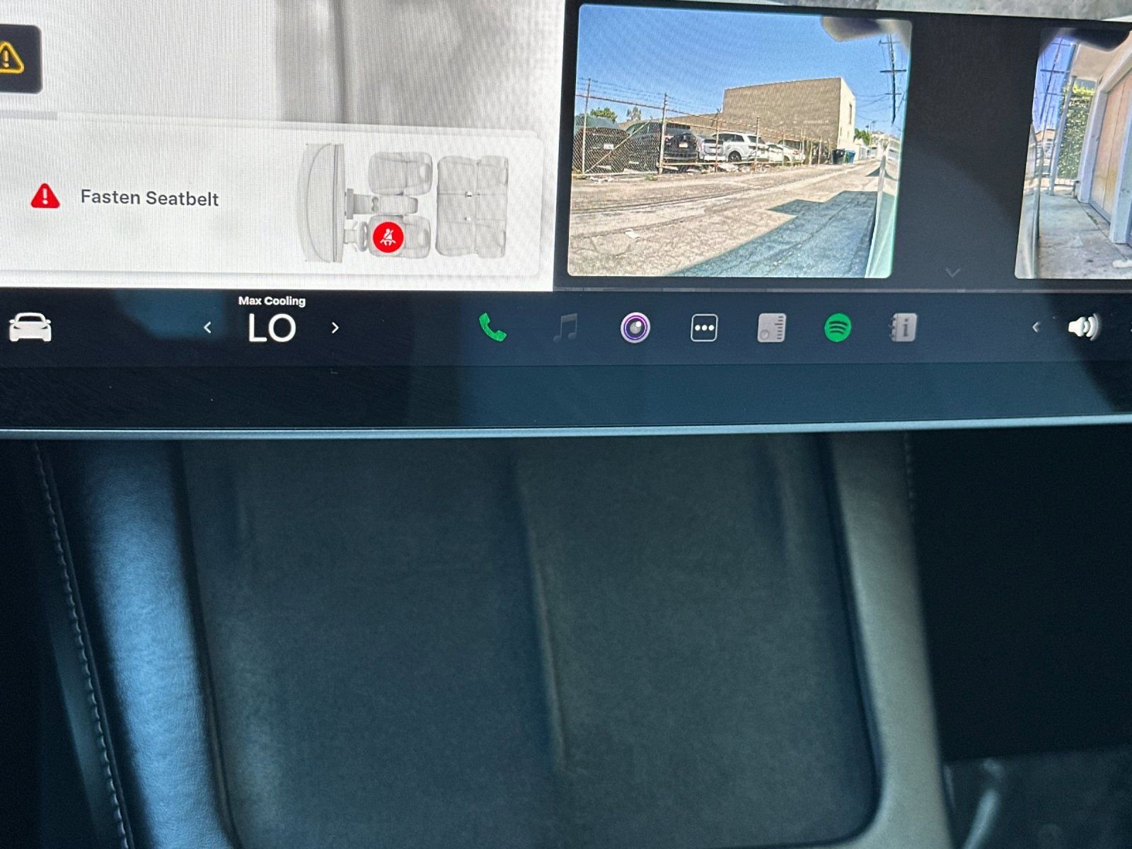 Used 2022 Tesla Model Y Performance AWD/4WD image 24