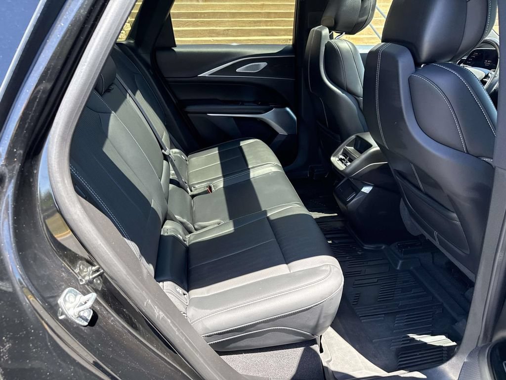 Certified 2024 Cadillac Lyriq Sport w/ LPO, Floor Liner Package AWD/4WD image 11