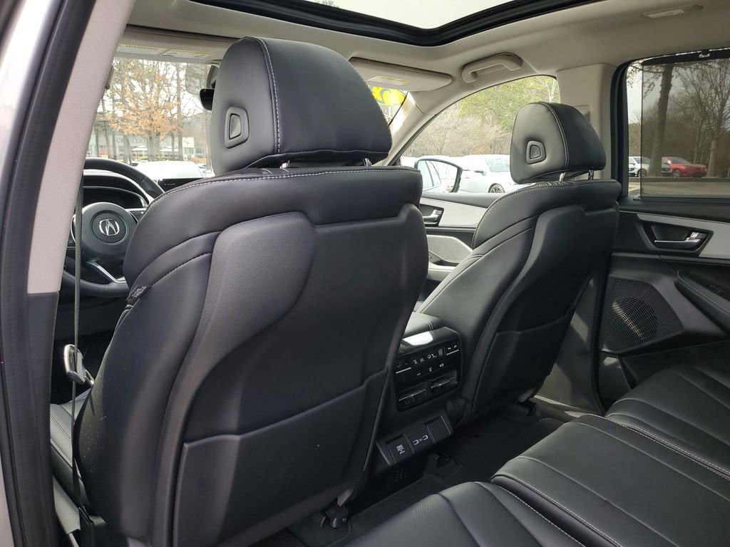 Certified 2023 Acura MDX FWD w/ Technology Package image 12