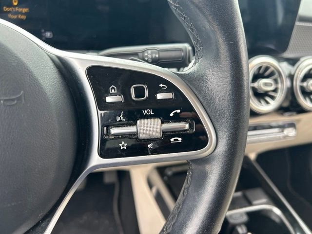 Used 2021 Mercedes-Benz GLB 250 image 32