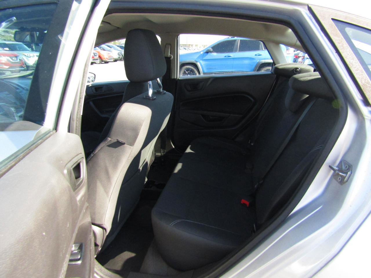 Used 2017 Ford Fiesta SE FWD image 18
