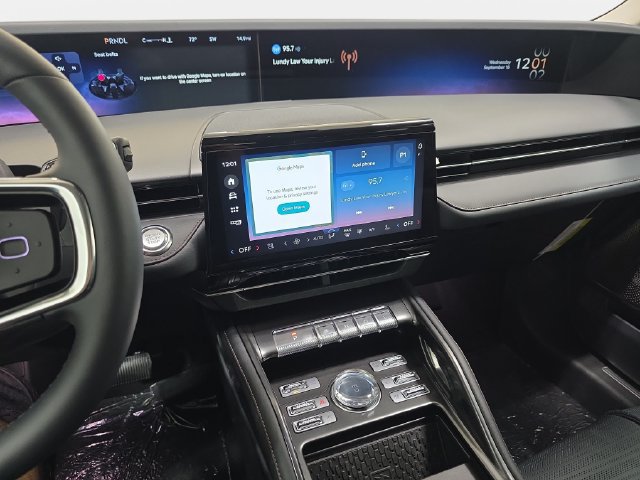 New 2026 Lincoln Nautilus Reserve AWD/4WD image 17