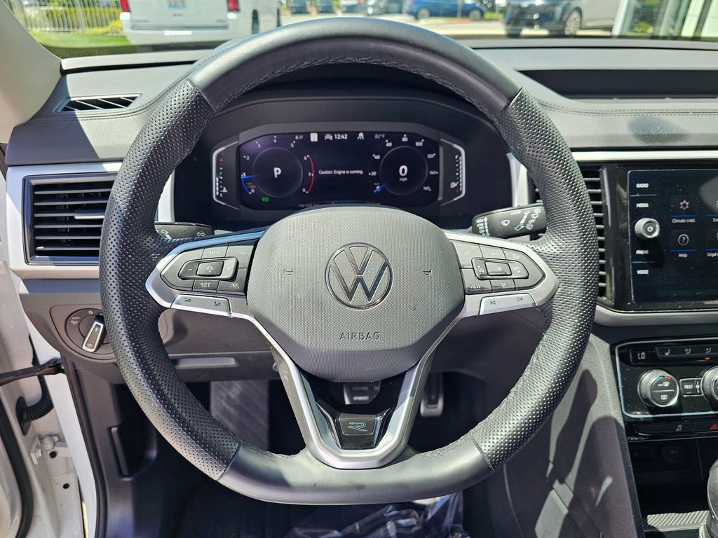 Used 2023 Volkswagen Atlas SEL R-Line AWD/4WD image 28