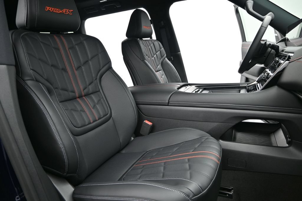 New 2026 Nissan Armada PRO-4X AWD/4WD image 7