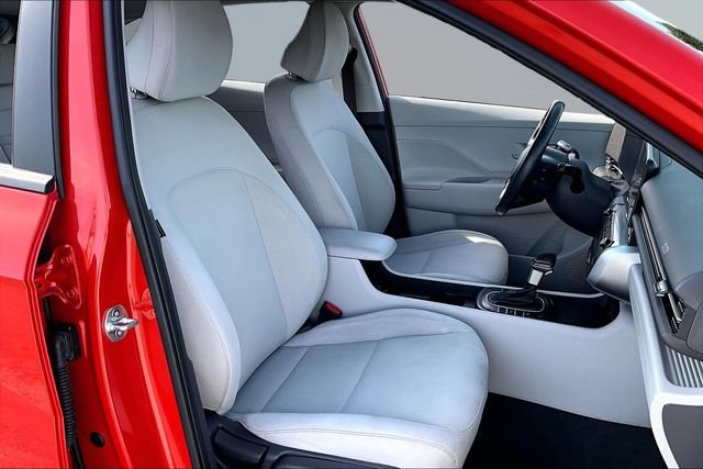 Used 2024 Hyundai Kona SEL FWD image 27