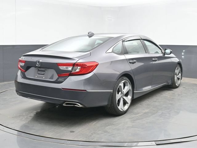 Used 2018 Honda Accord Touring image 10