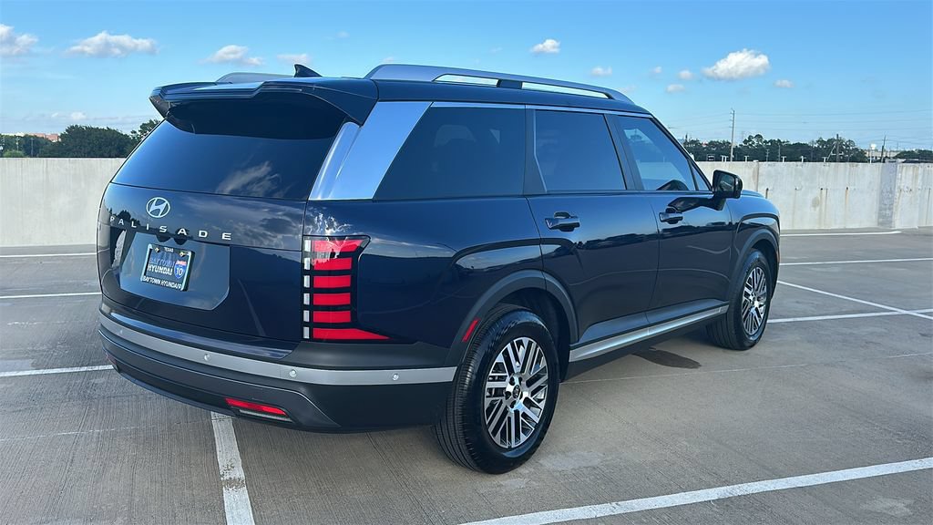 Used 2026 Hyundai Palisade SEL FWD image 13