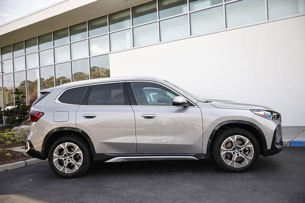 Used 2026 BMW X1 xDrive28i AWD/4WD image 4